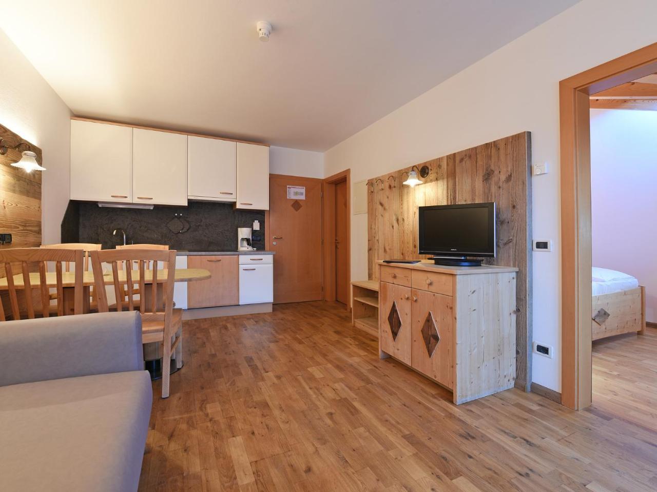 Apart Residence Rautal ***S San Vigilio Di Marebbe Bagian luar foto